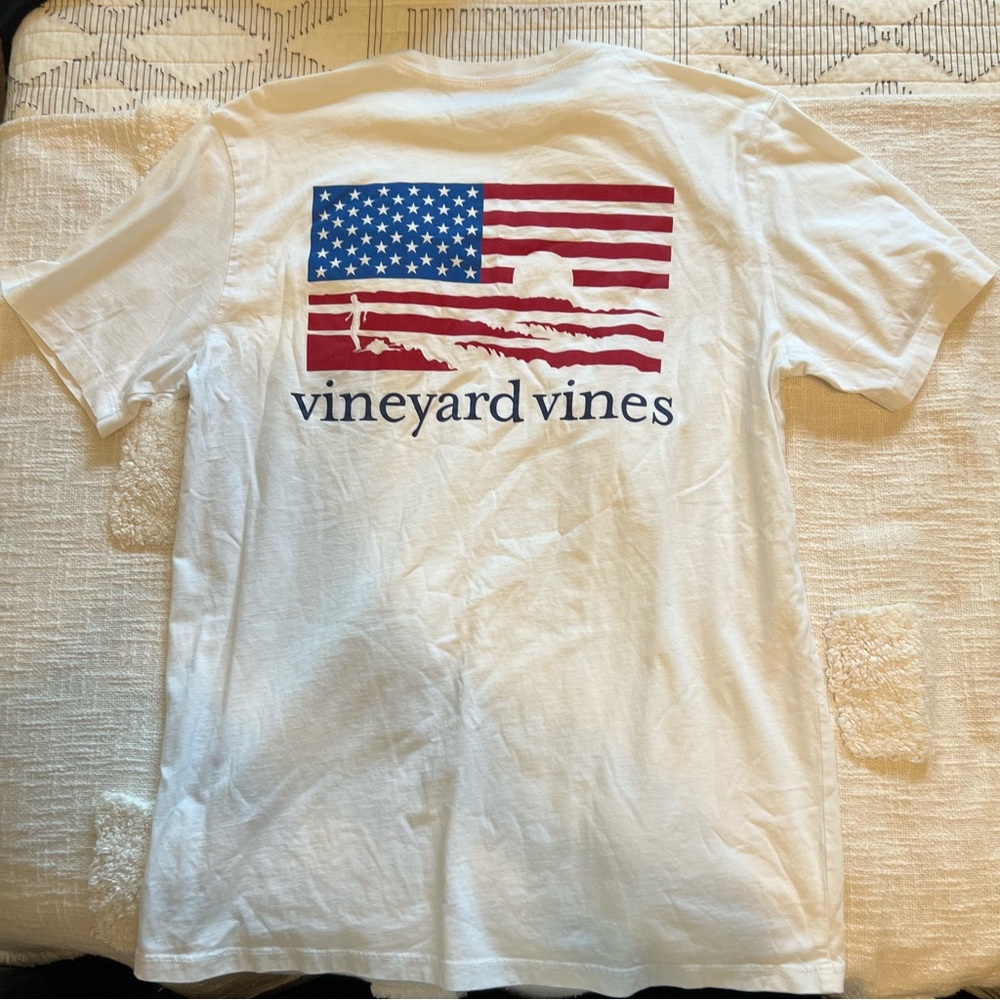 Vineyard Vines White Tee with American Flag Pocket - Picture 3 of 3